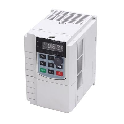 calidad  Tall Water Lowering Vmaxpower 0.75KW Solar Pump Inverter DC Water Pump Solar Drive Inverter and MPPT Controller fábrica